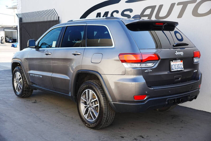 2020 Jeep Grand Cherokee Laredo E