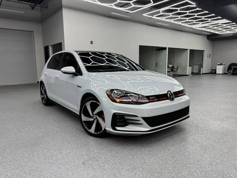 2020 Volkswagen Golf GTI SE