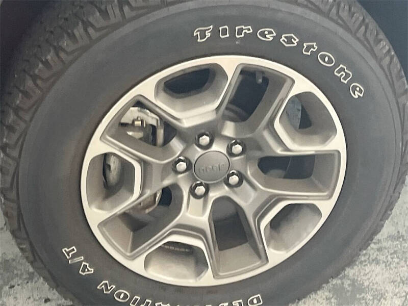 2022 Jeep Cherokee Trailhawk