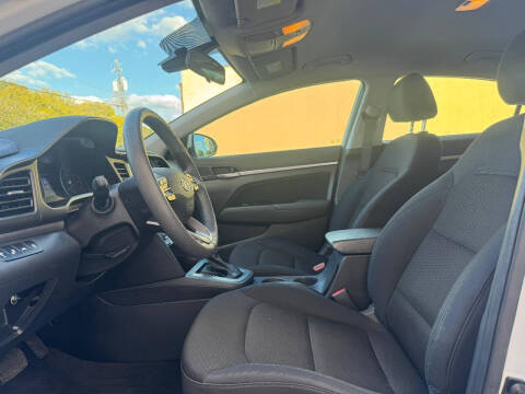 2019 Hyundai Elantra SEL