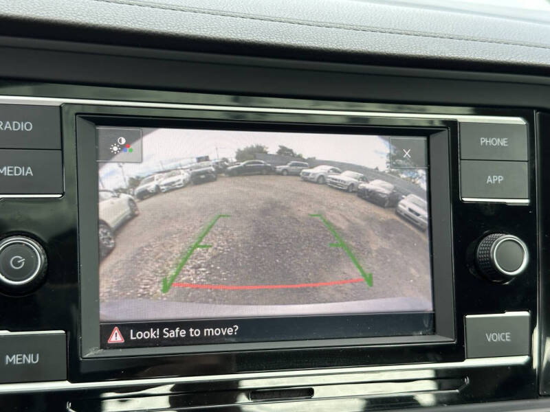 2022 Volkswagen Jetta SE