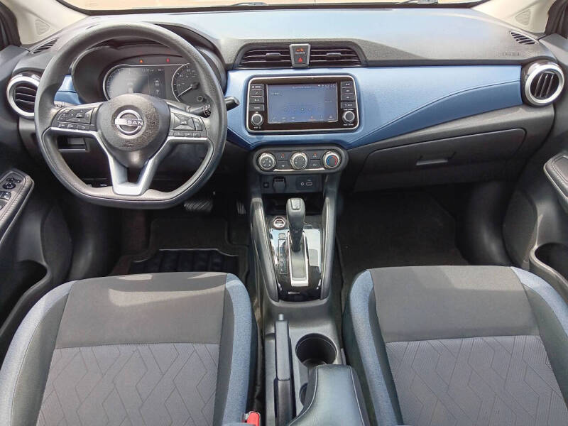 2023 Nissan Versa SV