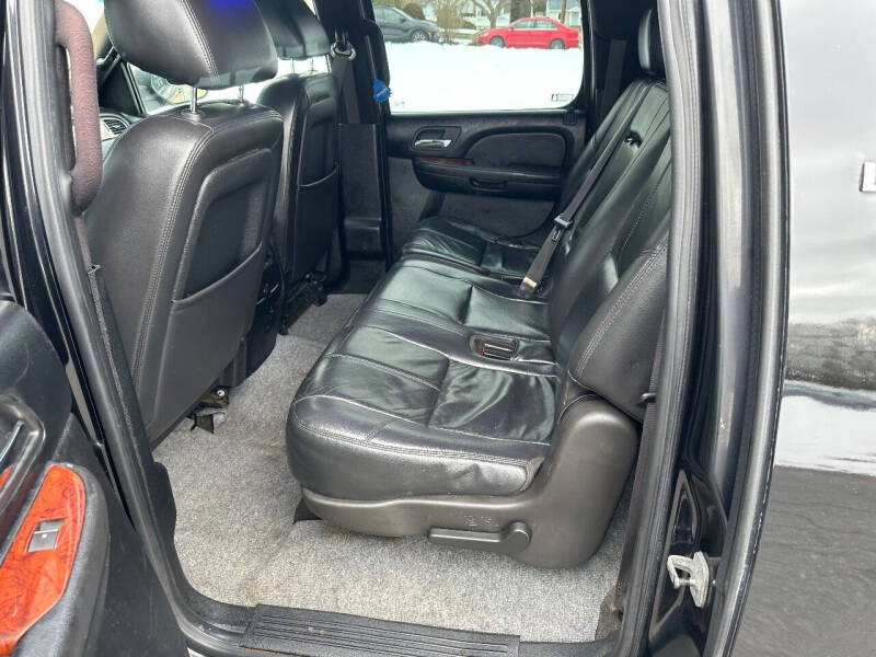 2011 Chevrolet Suburban LT