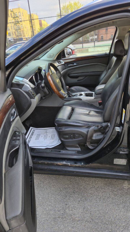 2011 Cadillac SRX Luxury Collection