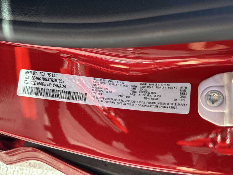 2026 Chrysler Pacifica Select
