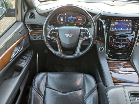 2019 Cadillac Escalade Standard