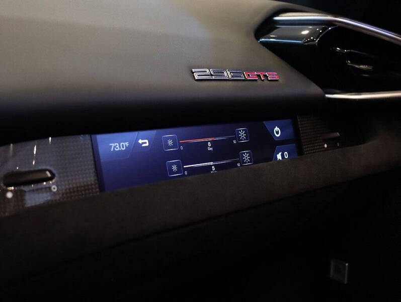 2023 Ferrari 296 GTS