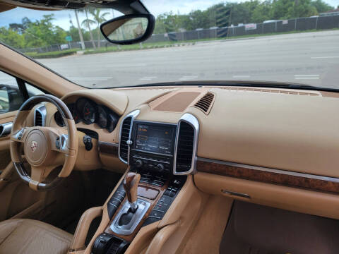 2011 Porsche Cayenne Tiptronic