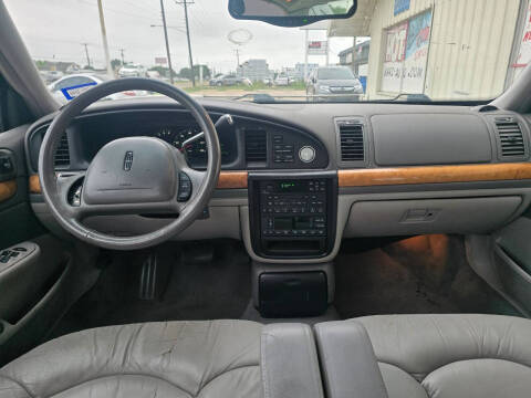 2001 Lincoln Continental