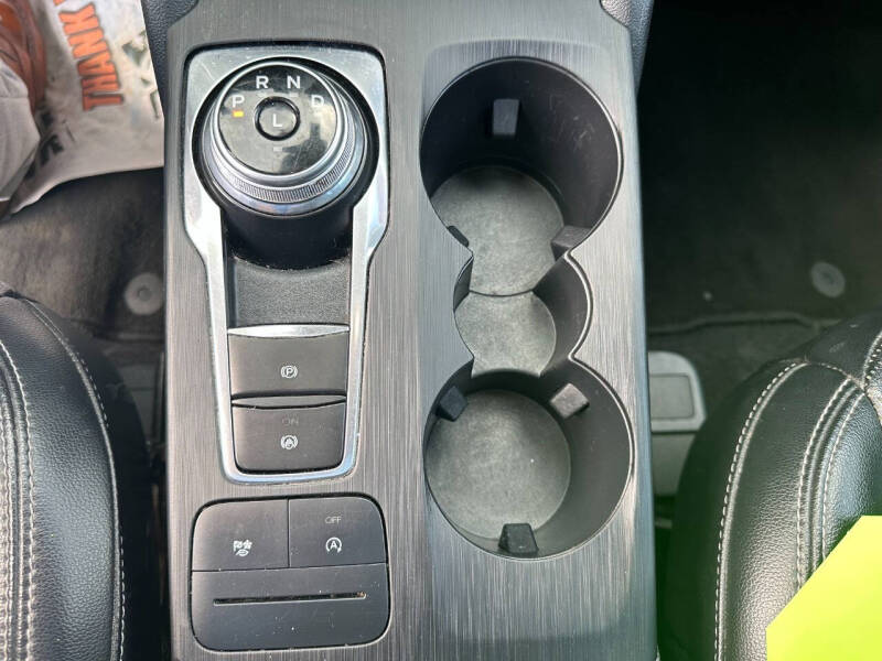 2021 Ford Escape SEL