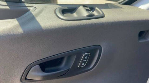 2025 Ford Transit 250