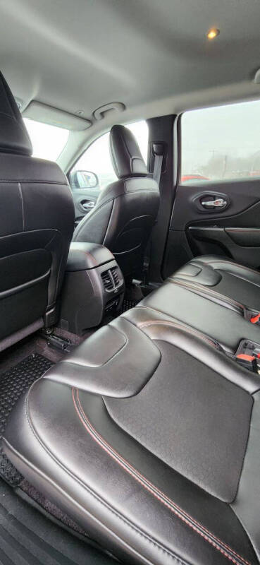 2019 Jeep Cherokee Trailhawk