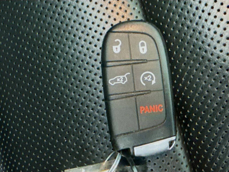 2020 Jeep Grand Cherokee Overland