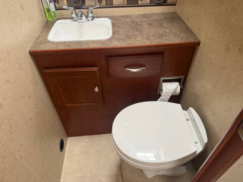 2015 Winnebago Vista