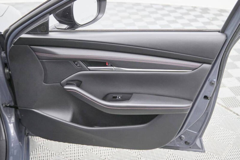 2025 Mazda Mazda3 Sedan 2.5 S Carbon Edition