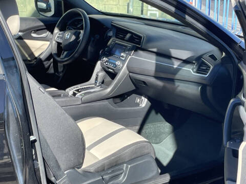 2017 Honda Civic LX-P