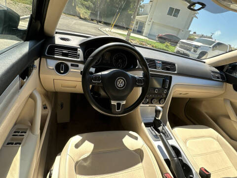 2013 Volkswagen Passat SE PZEV