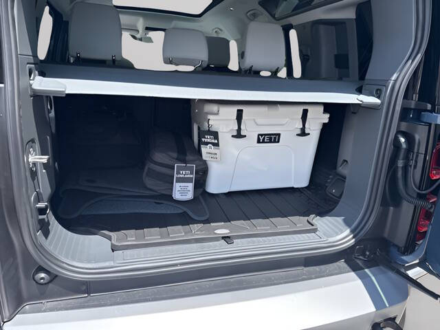 2025 Land Rover Defender 110 P300 S