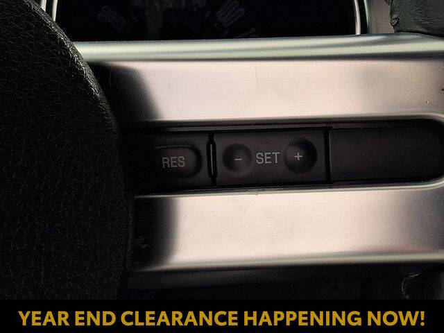 2006 Ford Mustang GT Deluxe