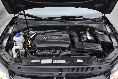 2014 Volkswagen Passat 1.8T SE