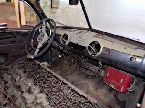 1947 Ford Super Deluxe