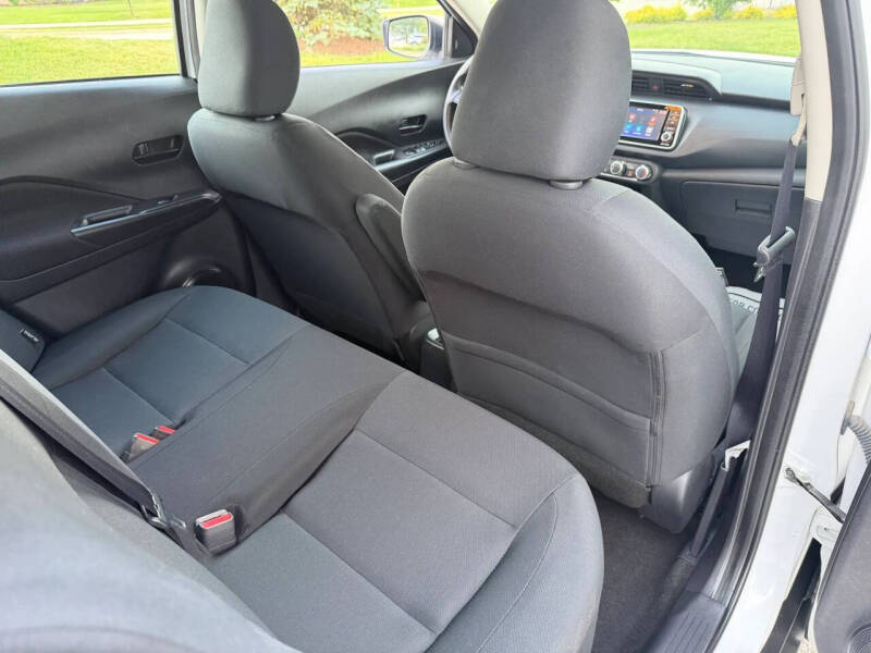 2023 Nissan Kicks S