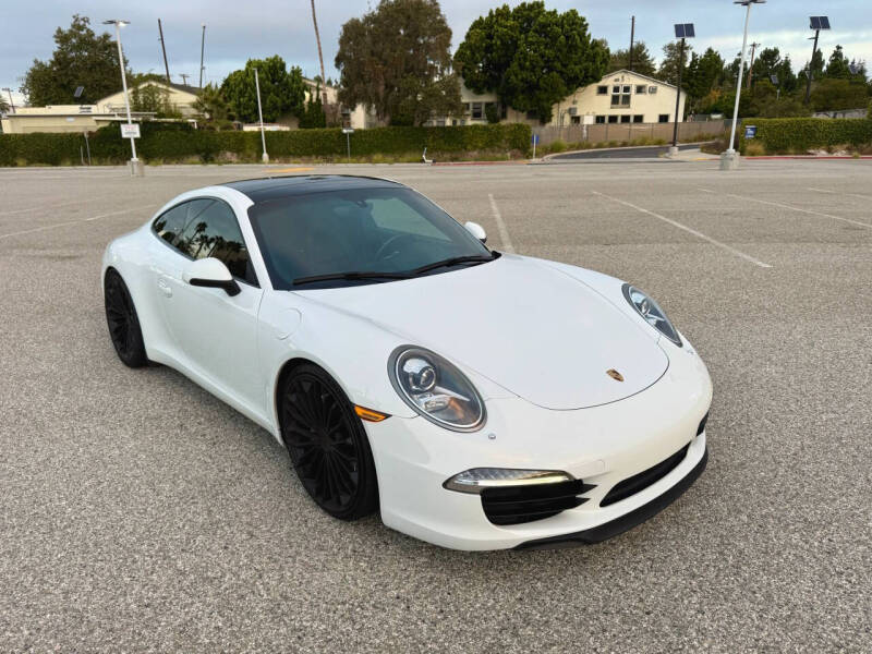 2015 Porsche 911 Carrera's photo