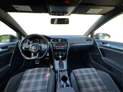 2015 Volkswagen Golf GTI