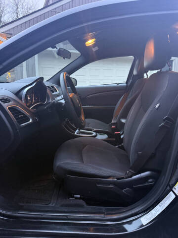 2014 Dodge Avenger SE