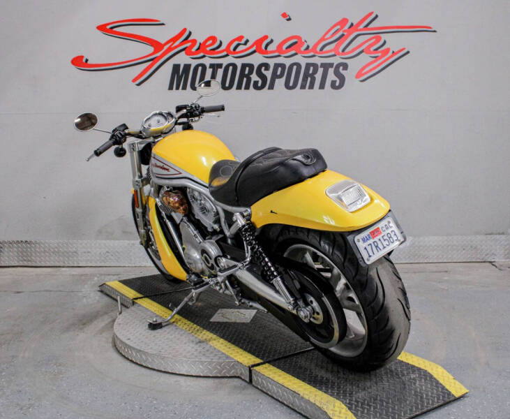 2006 Harley-Davidson Street Rod