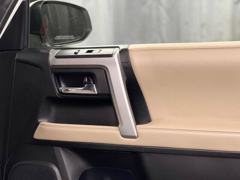 2017 Toyota 4Runner SR5