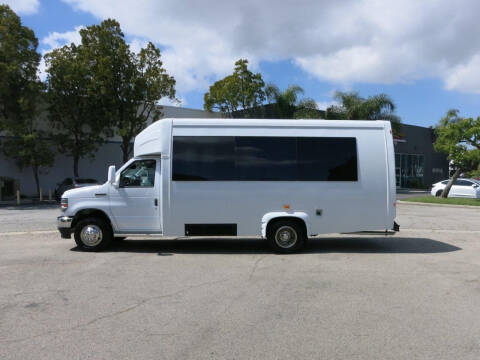2024  Ford E-350