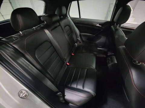 2019 Volkswagen Golf GTI S