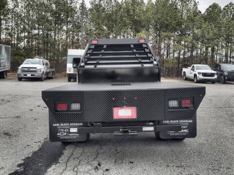 2025 Chevrolet Silverado 3500HD CC Work Truck
