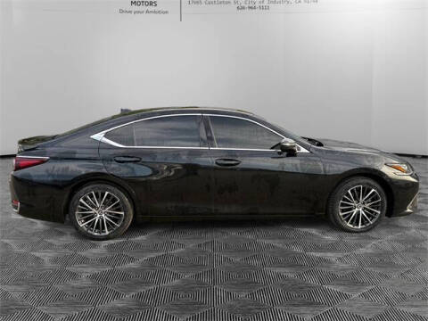 2024 Lexus ES 300h