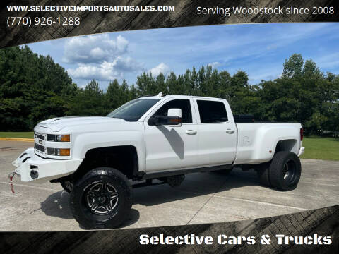 2017 Chevrolet Silverado 3500HD for sale at Selective Cars & Trucks in Woodstock GA