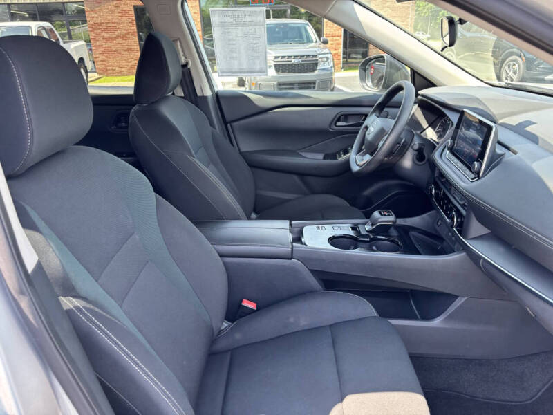2025 Nissan Rogue S