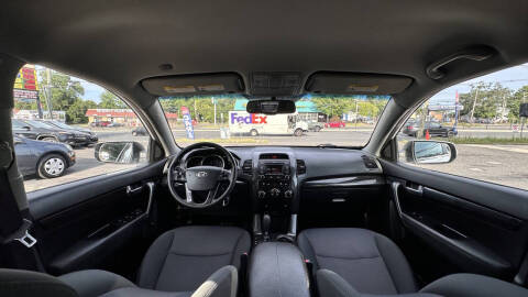 2013 Kia Sorento LX