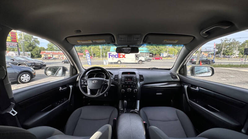 2013 Kia Sorento LX