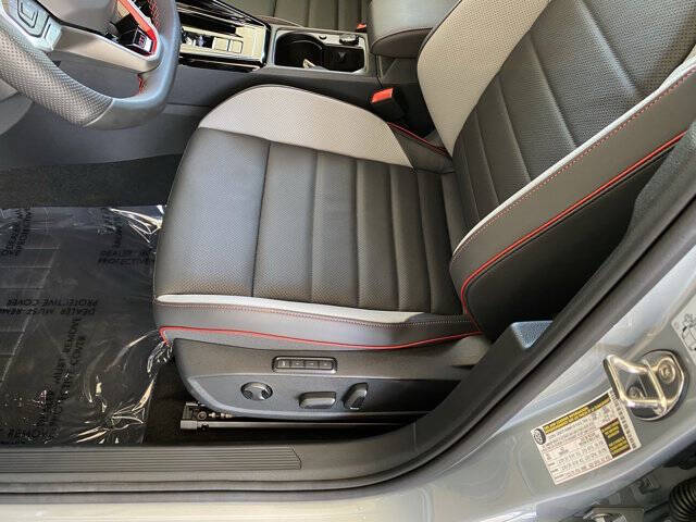 2025 Volkswagen Golf GTI Autobahn