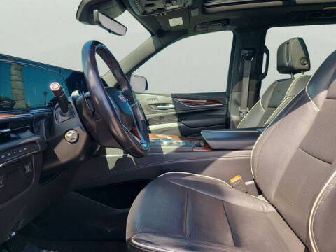 2023 Cadillac Escalade Premium Luxury