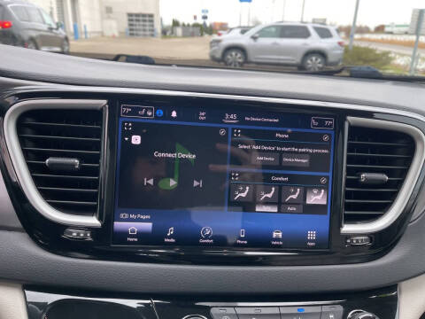 2021 Chrysler Pacifica Touring L