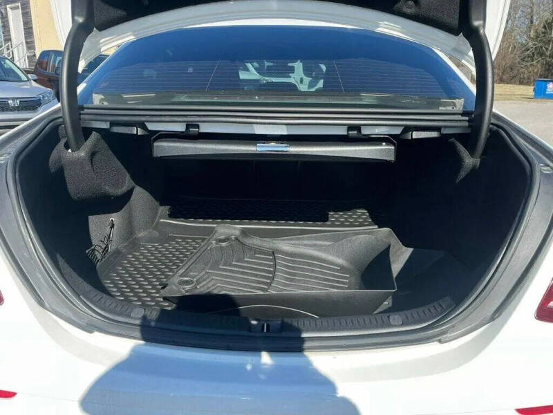 2019 Mercedes-Benz E-Class E 300