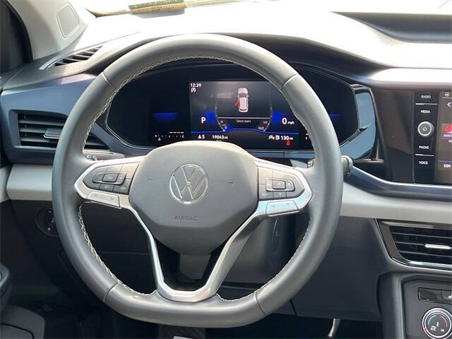 2022 Volkswagen Taos SE