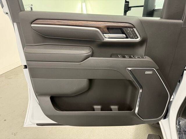 2025 GMC Sierra 2500HD