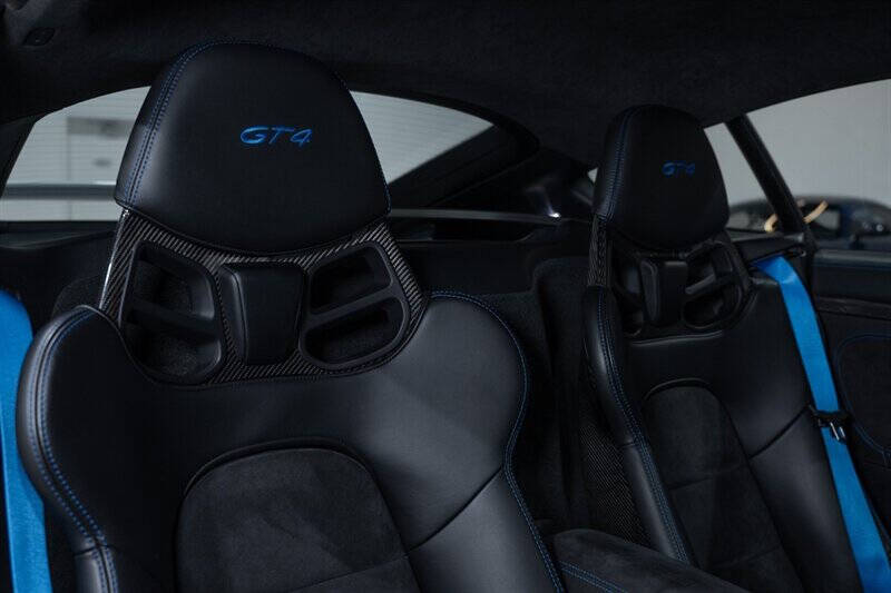2020 Porsche 718 Cayman GT4