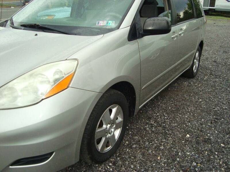 2006 Toyota Sienna for sale at Branch Avenue Auto Auction in Clinton MD