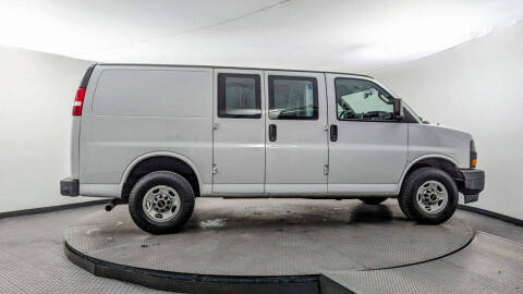 2021 GMC Savana 2500
