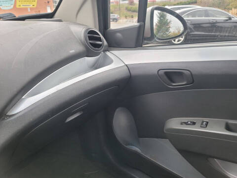 2013 Chevrolet Spark 1LT Auto