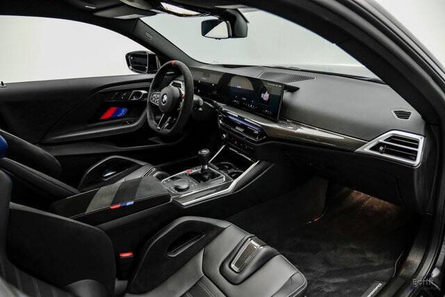 2025 BMW M2